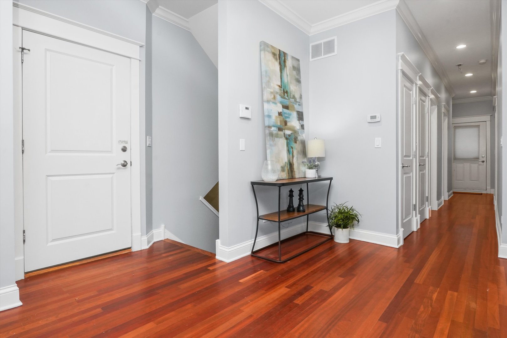 1712 W BEACH Avenue Unit: 1