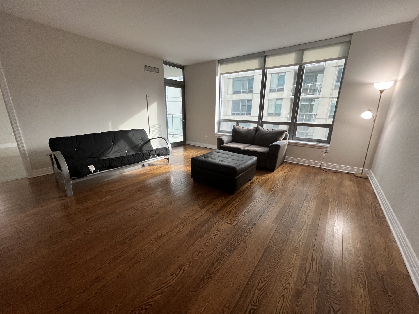 600 N Lake Shore Drive Unit: 3203