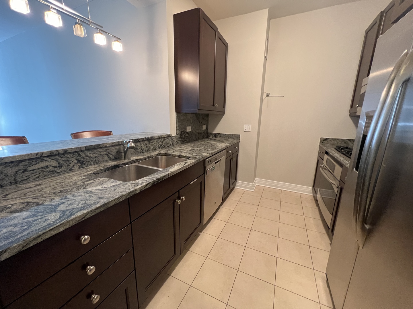 600 N Lake Shore Drive Unit: 3203