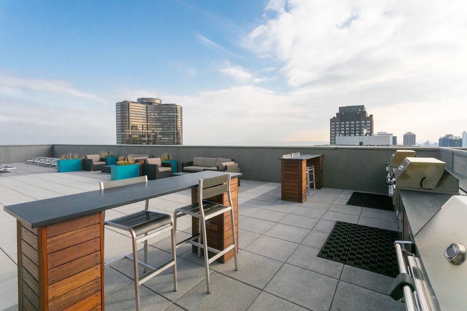 600 N Lake Shore Drive Unit: 3203