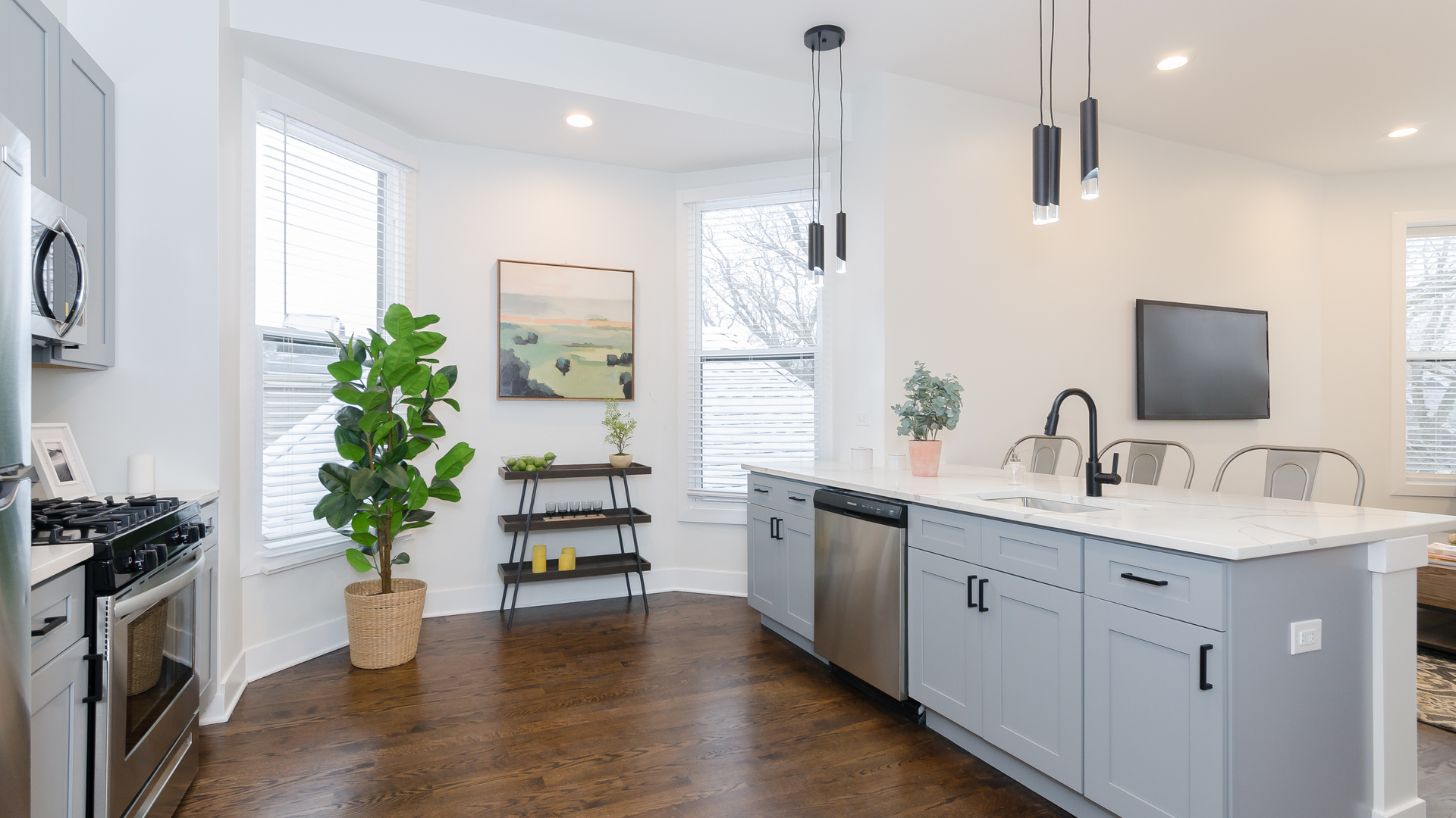 1458 W Pensacola Avenue Unit: 3