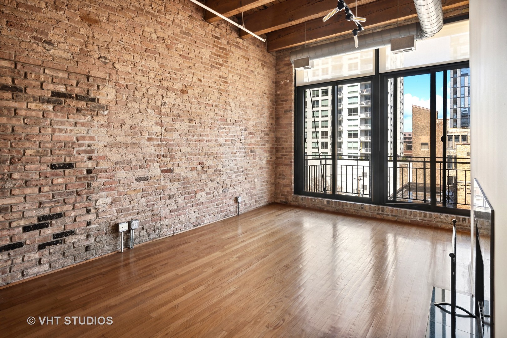 375 W ERIE Street Unit: 505