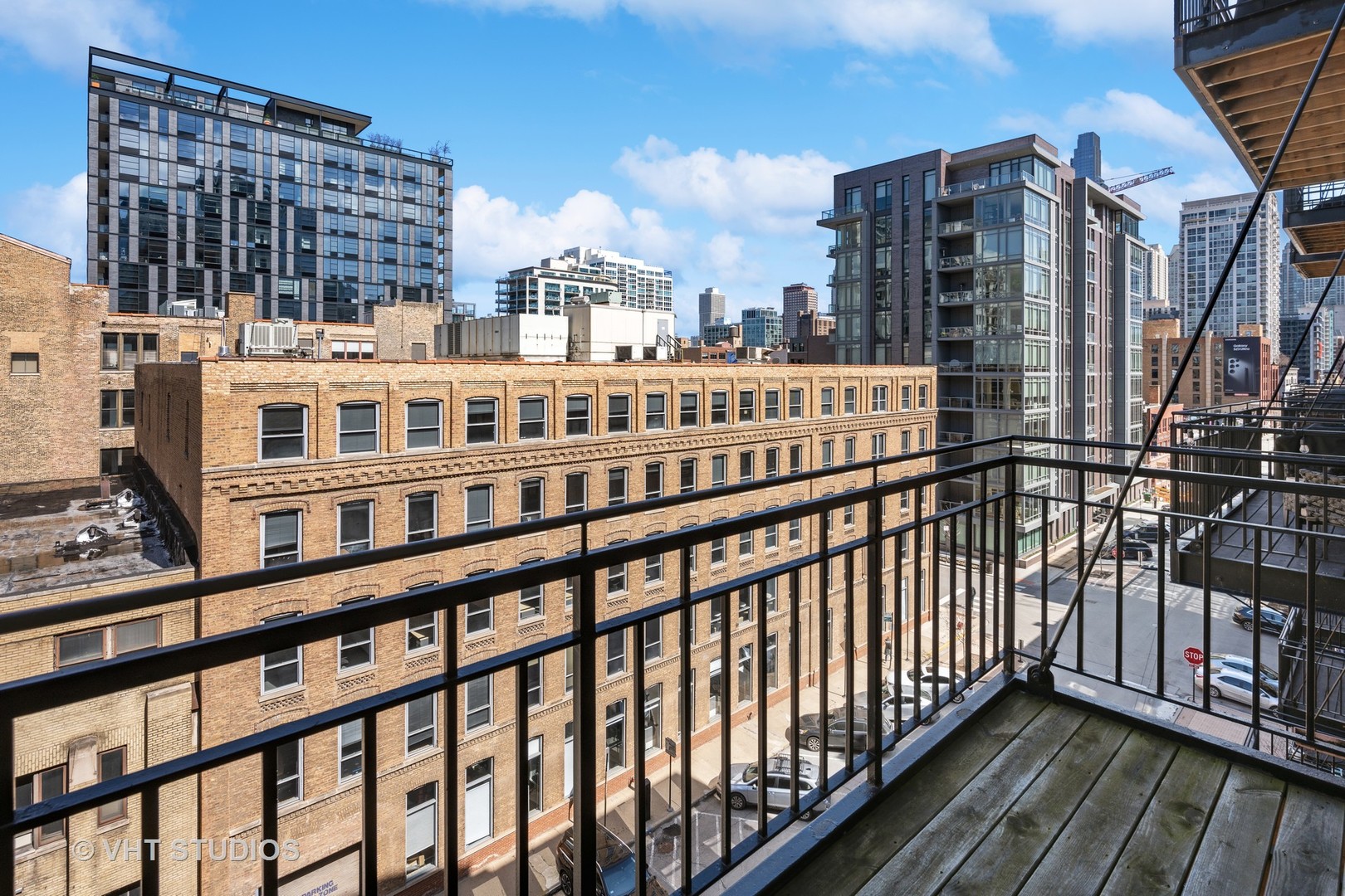 375 W ERIE Street Unit: 505