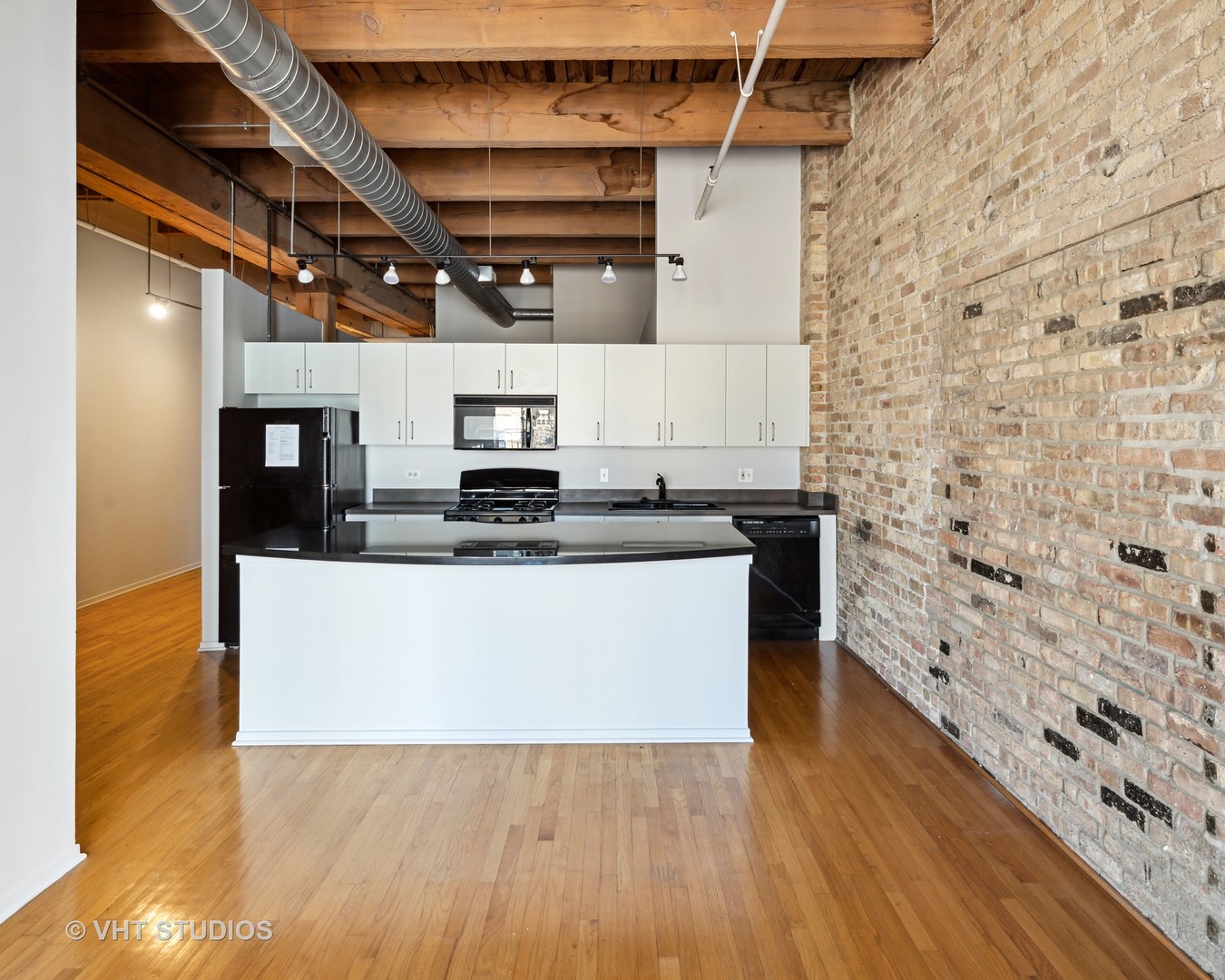 375 W ERIE Street Unit: 505