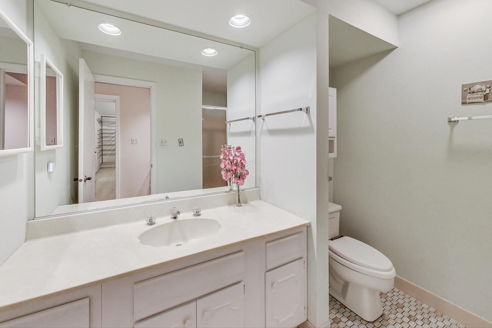 51 Old Oak Drive Unit: 107