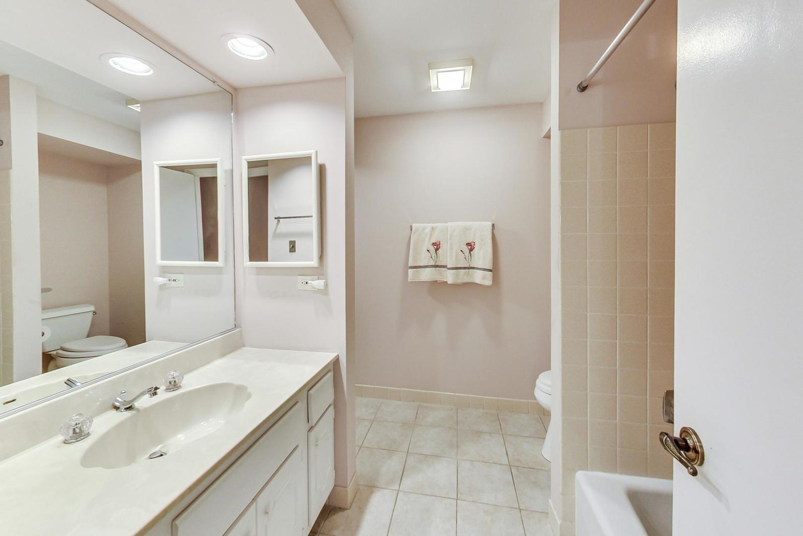 51 Old Oak Drive Unit: 107