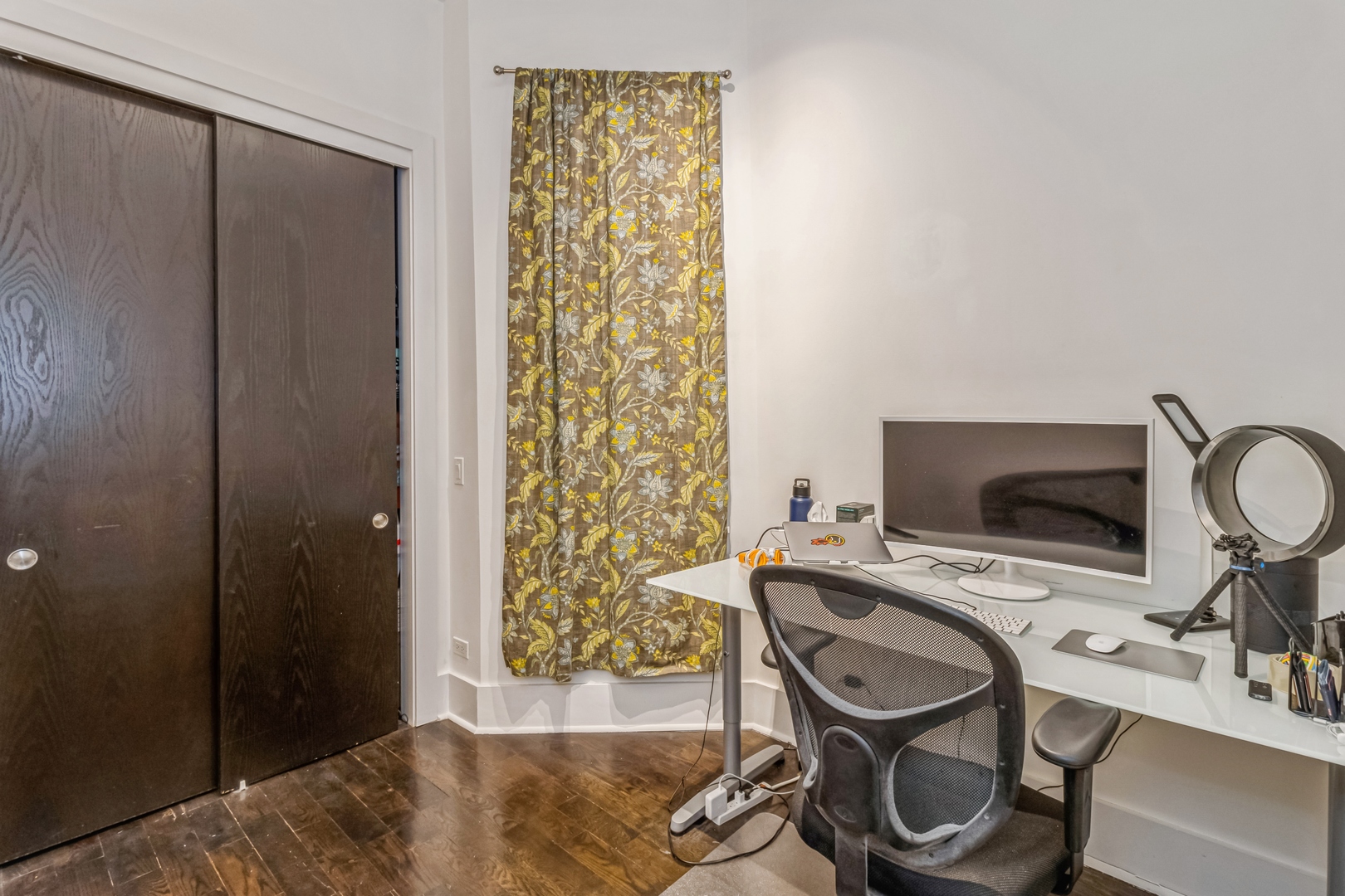 1735 W Erie Street Unit: 1S