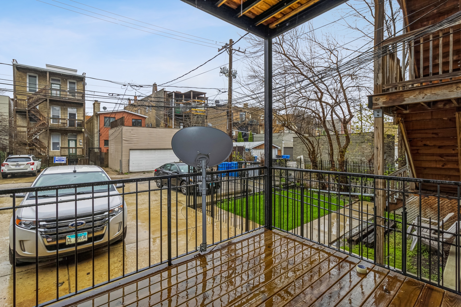 1735 W Erie Street Unit: 1S