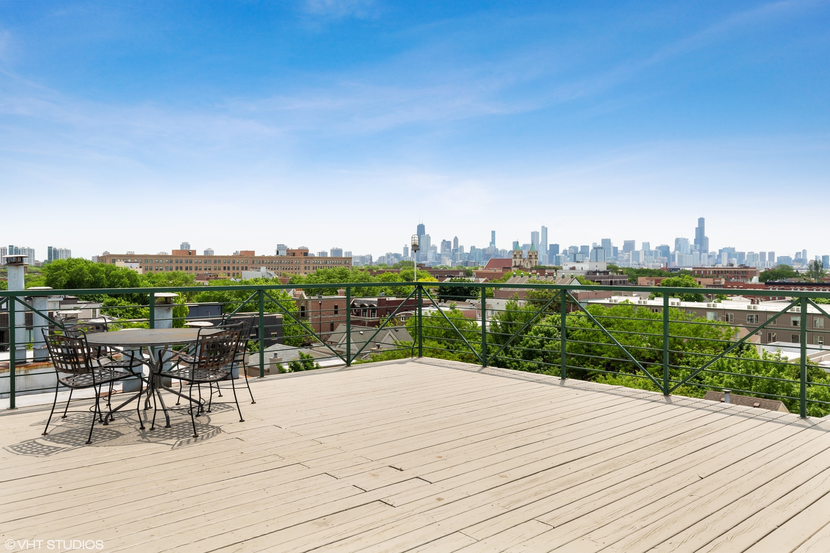 2512 N Bosworth Avenue Unit: 408