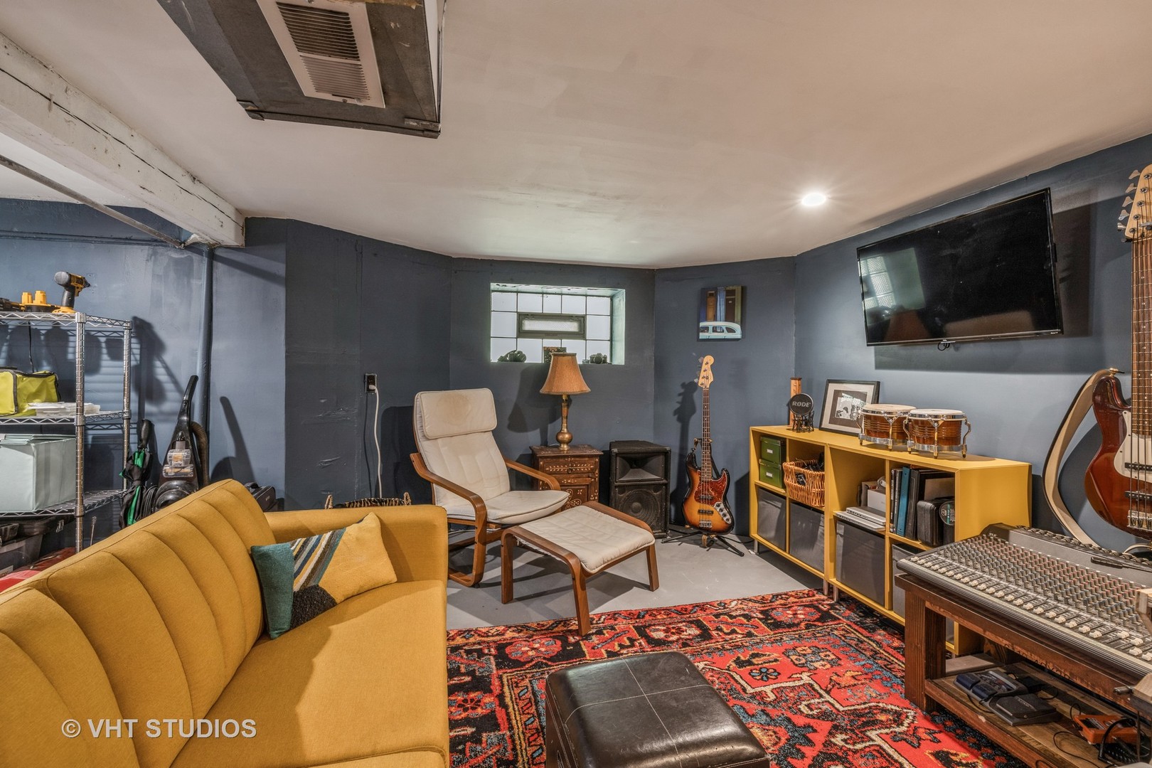 4648 N Springfield Avenue