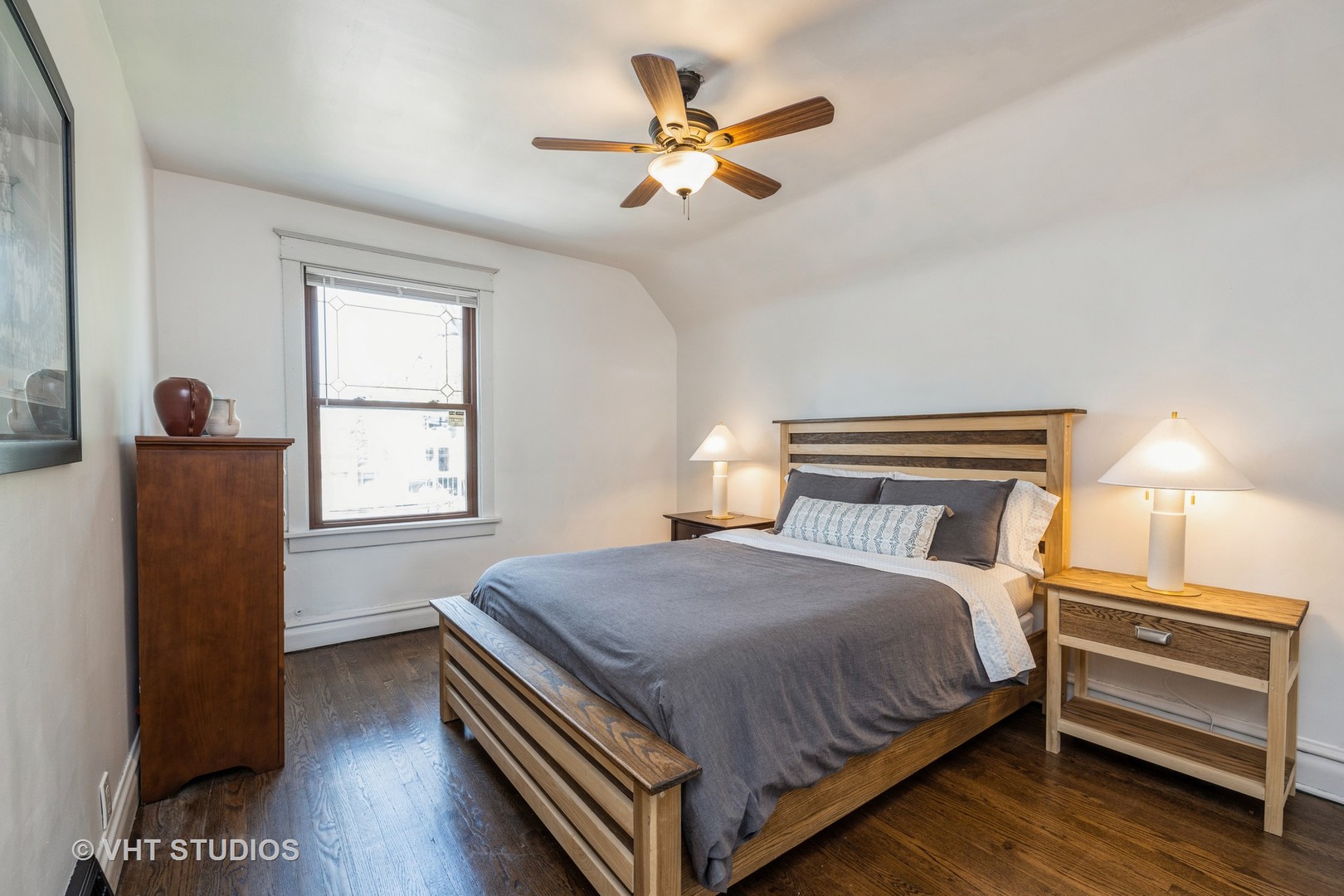 4648 N Springfield Avenue