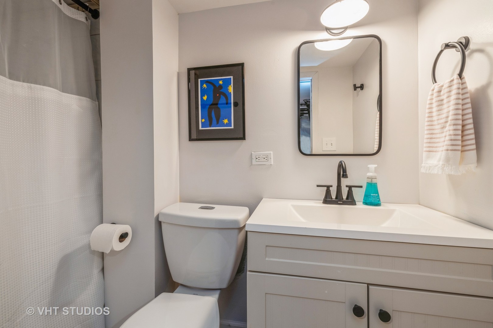 4648 N Springfield Avenue