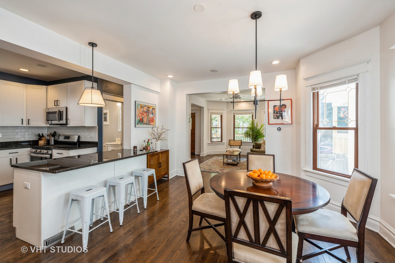 4648 N Springfield Avenue