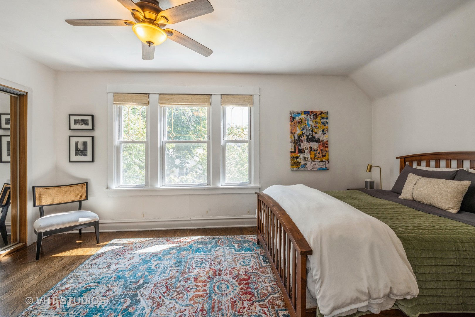 4648 N Springfield Avenue