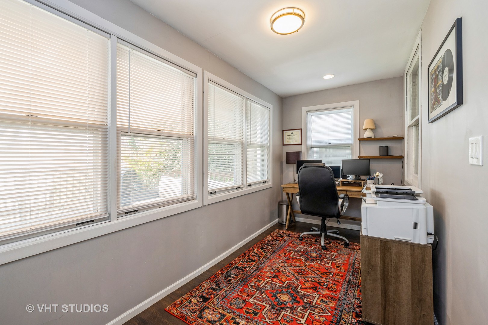 4648 N Springfield Avenue