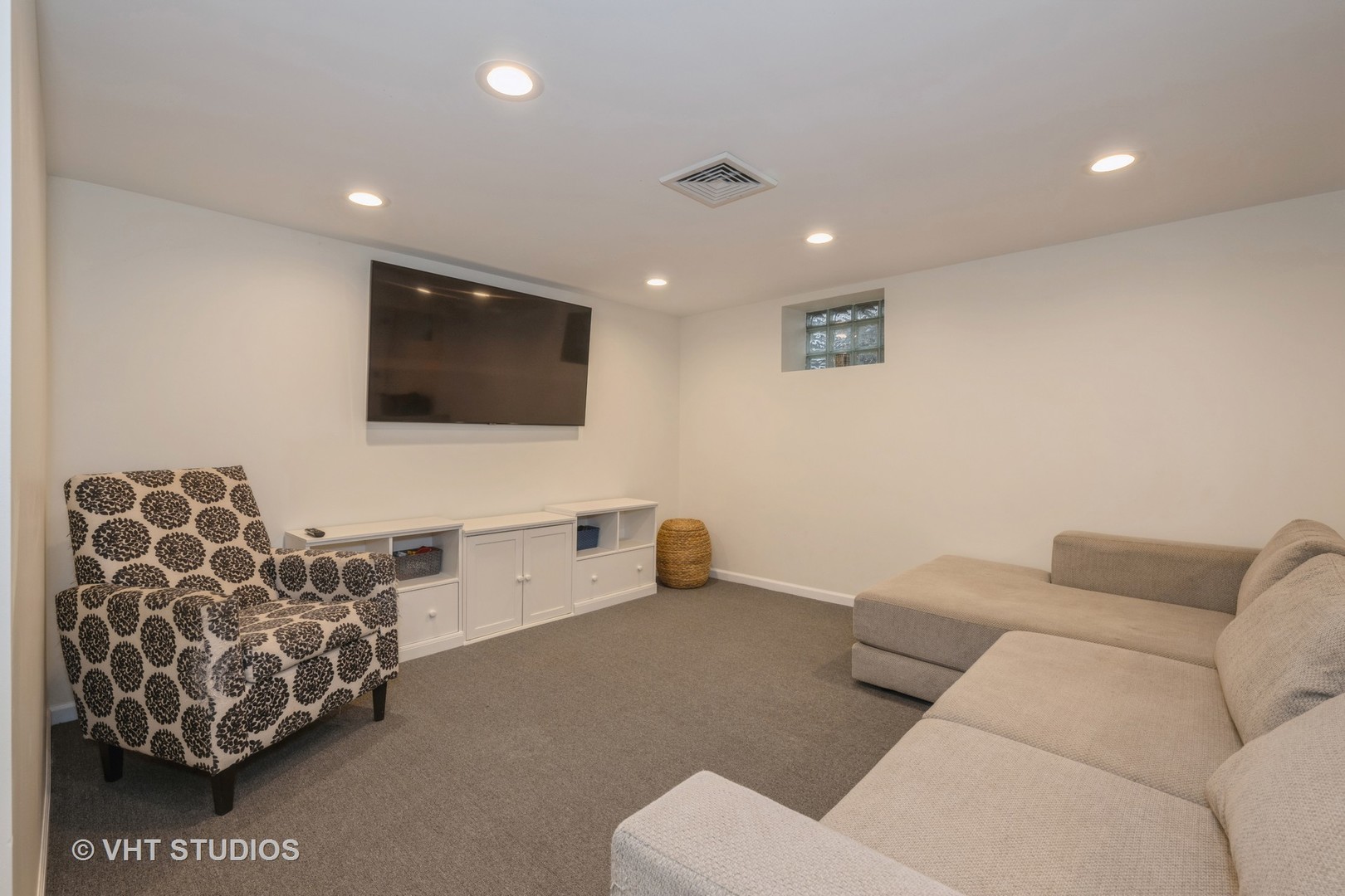 914 Rosemary Terrace