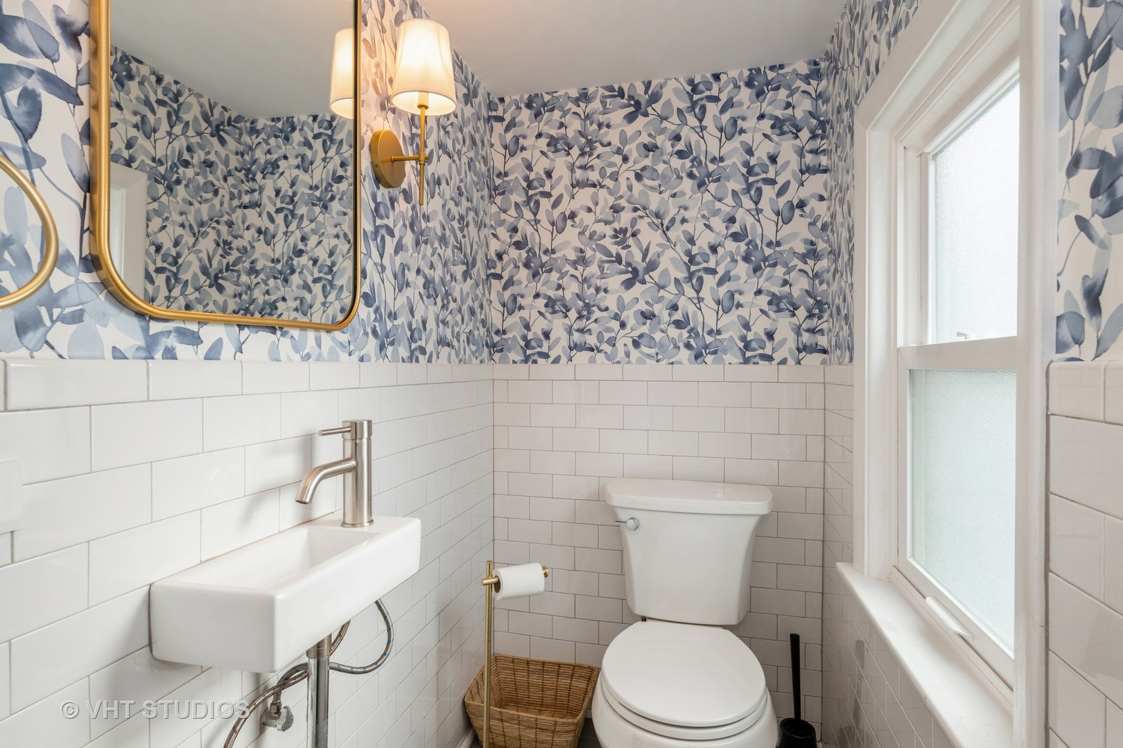 914 Rosemary Terrace