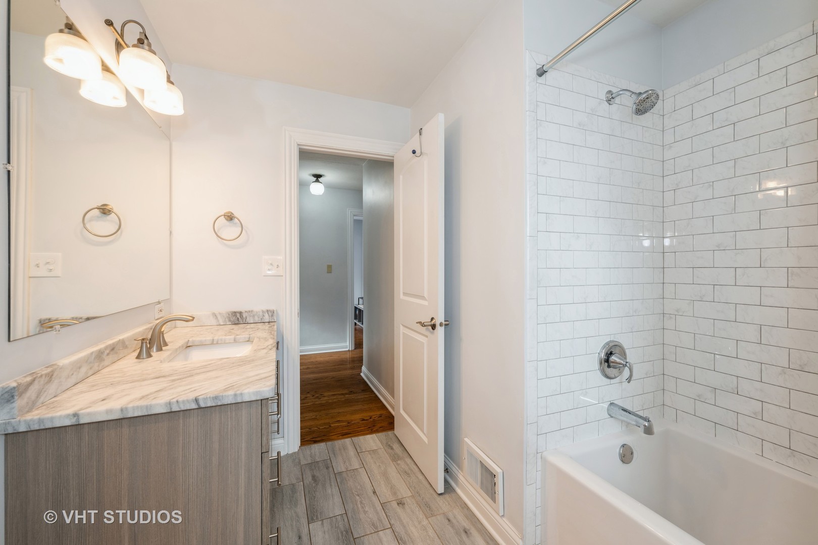 914 Rosemary Terrace