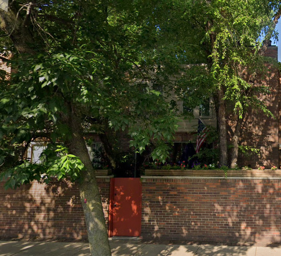 1932 N Larrabee Street