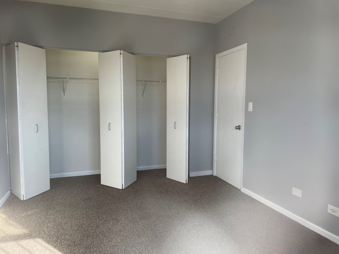 1438 N Campbell Avenue Unit: 3