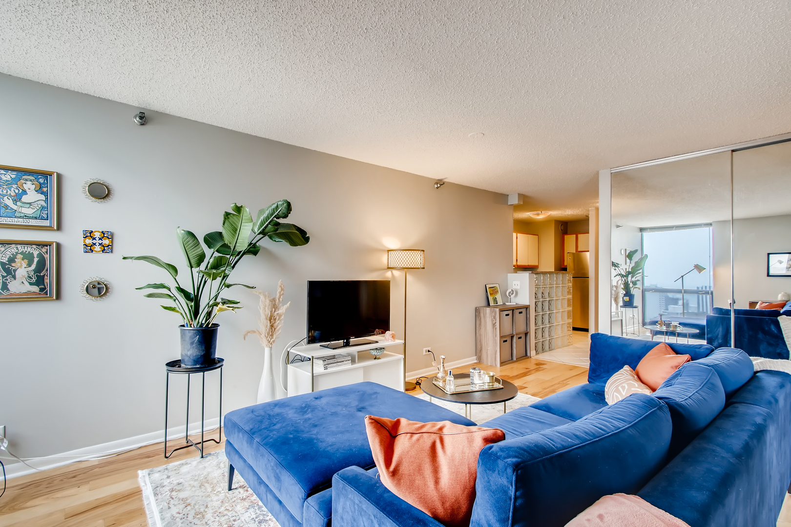 1122 N Clark Street Unit: 3205