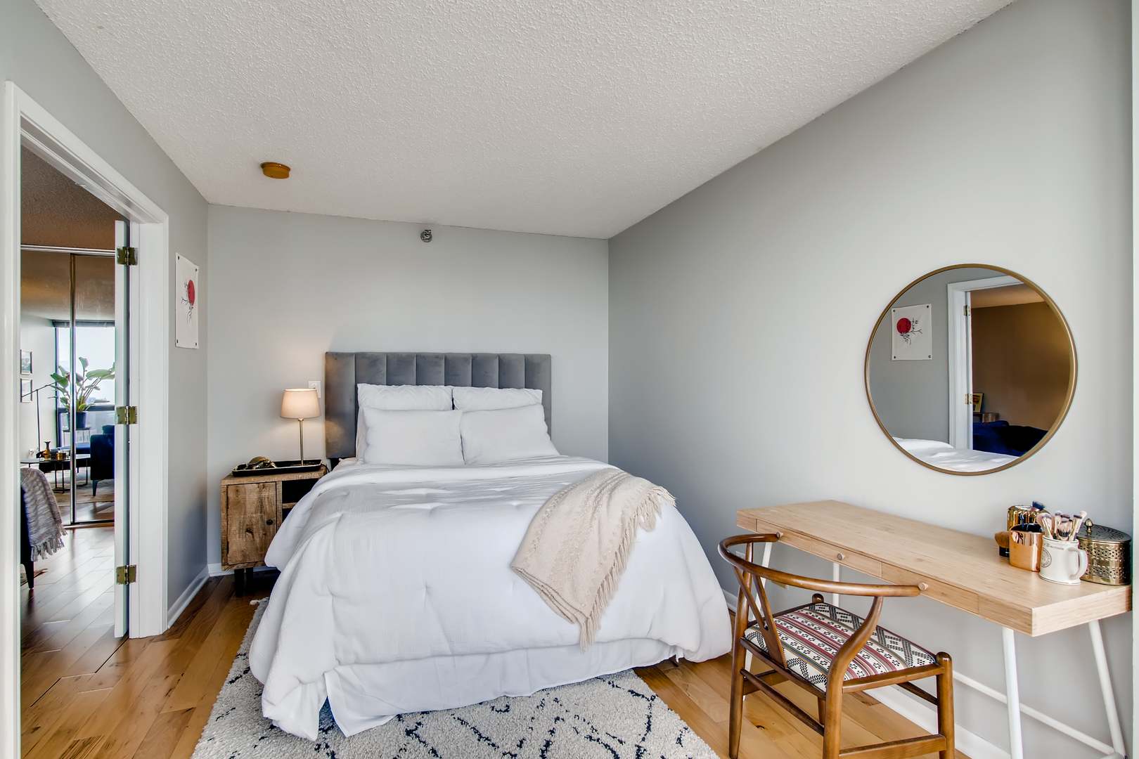 1122 N Clark Street Unit: 3205