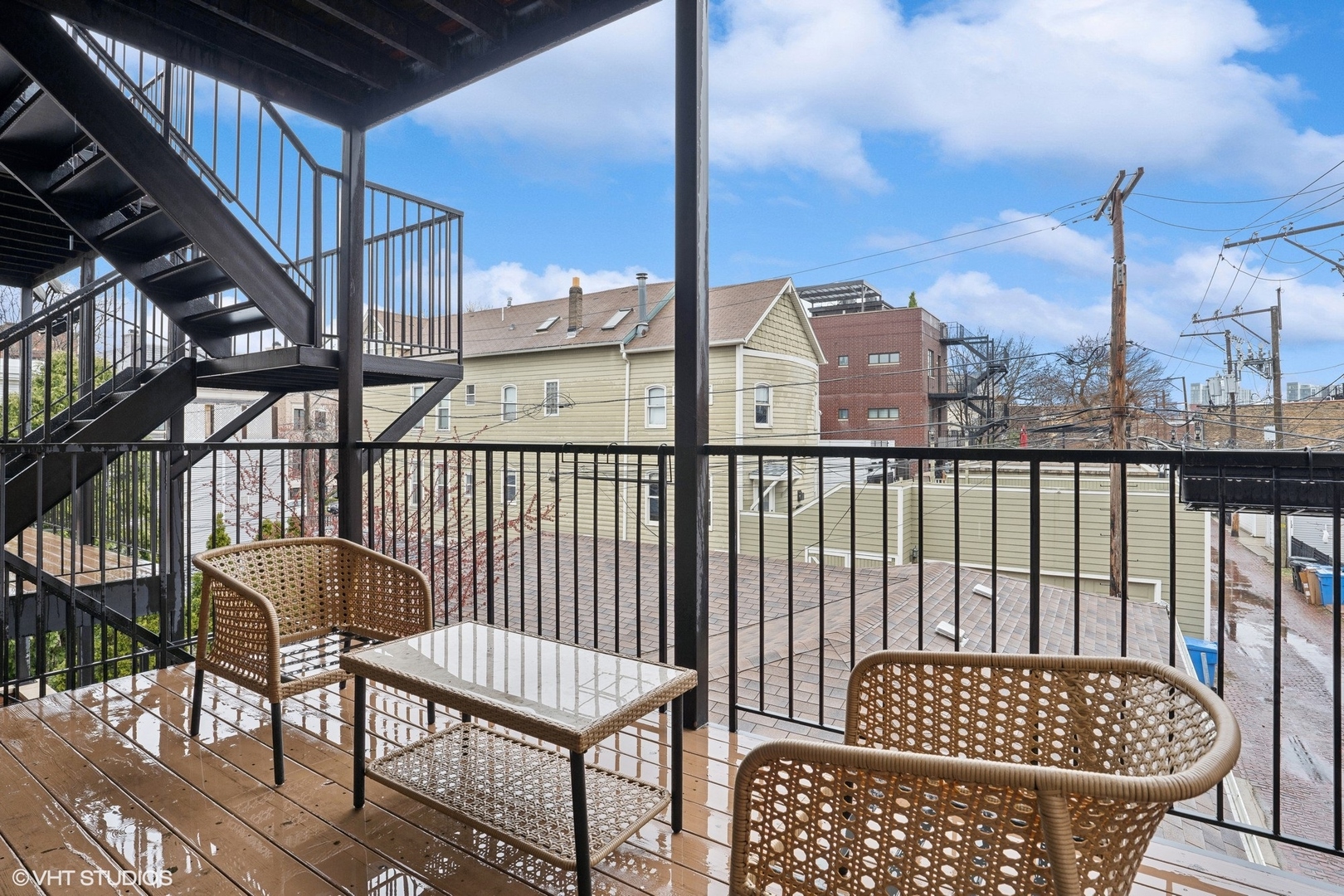 2421 N Racine Avenue Unit: 2S