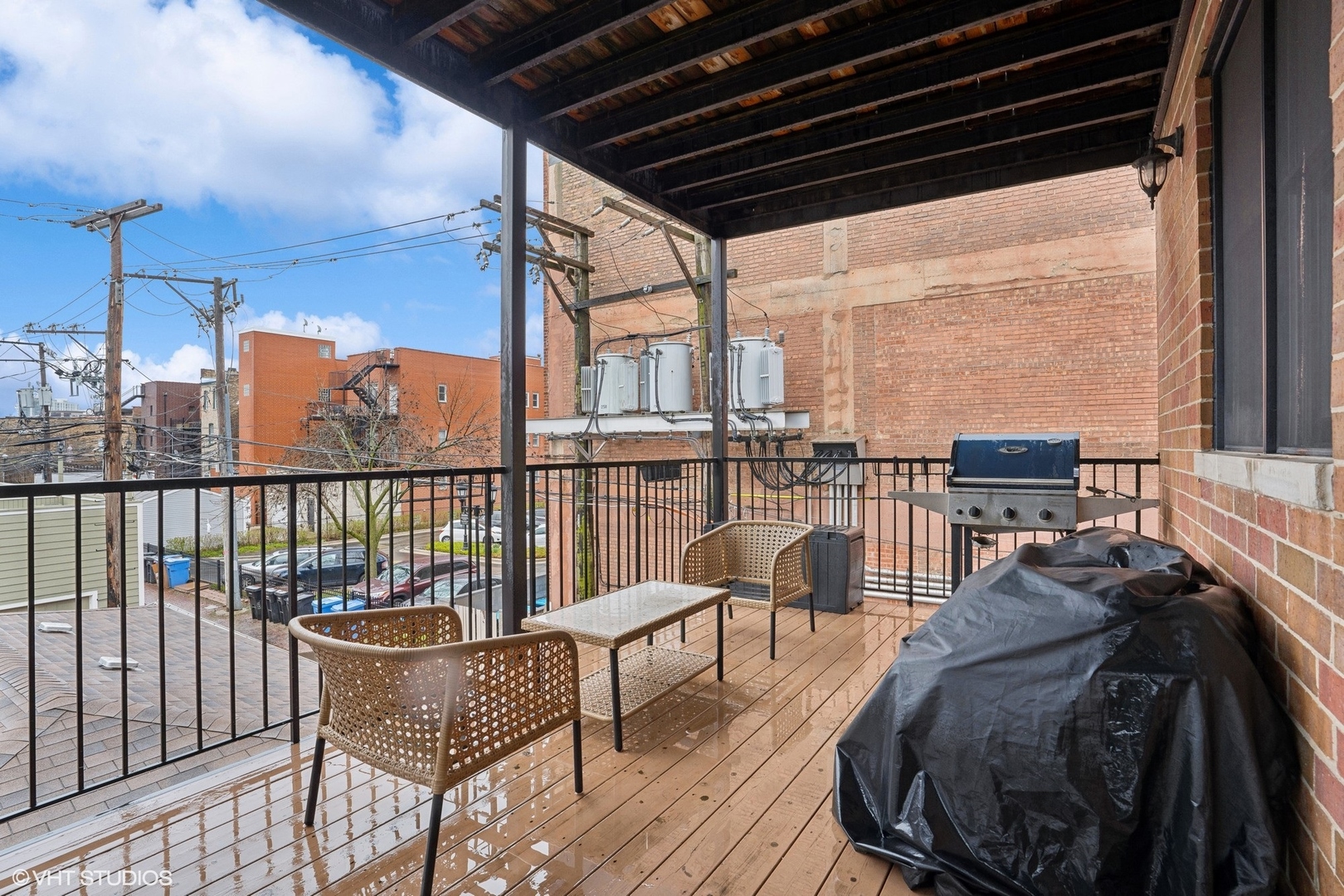 2421 N Racine Avenue Unit: 2S