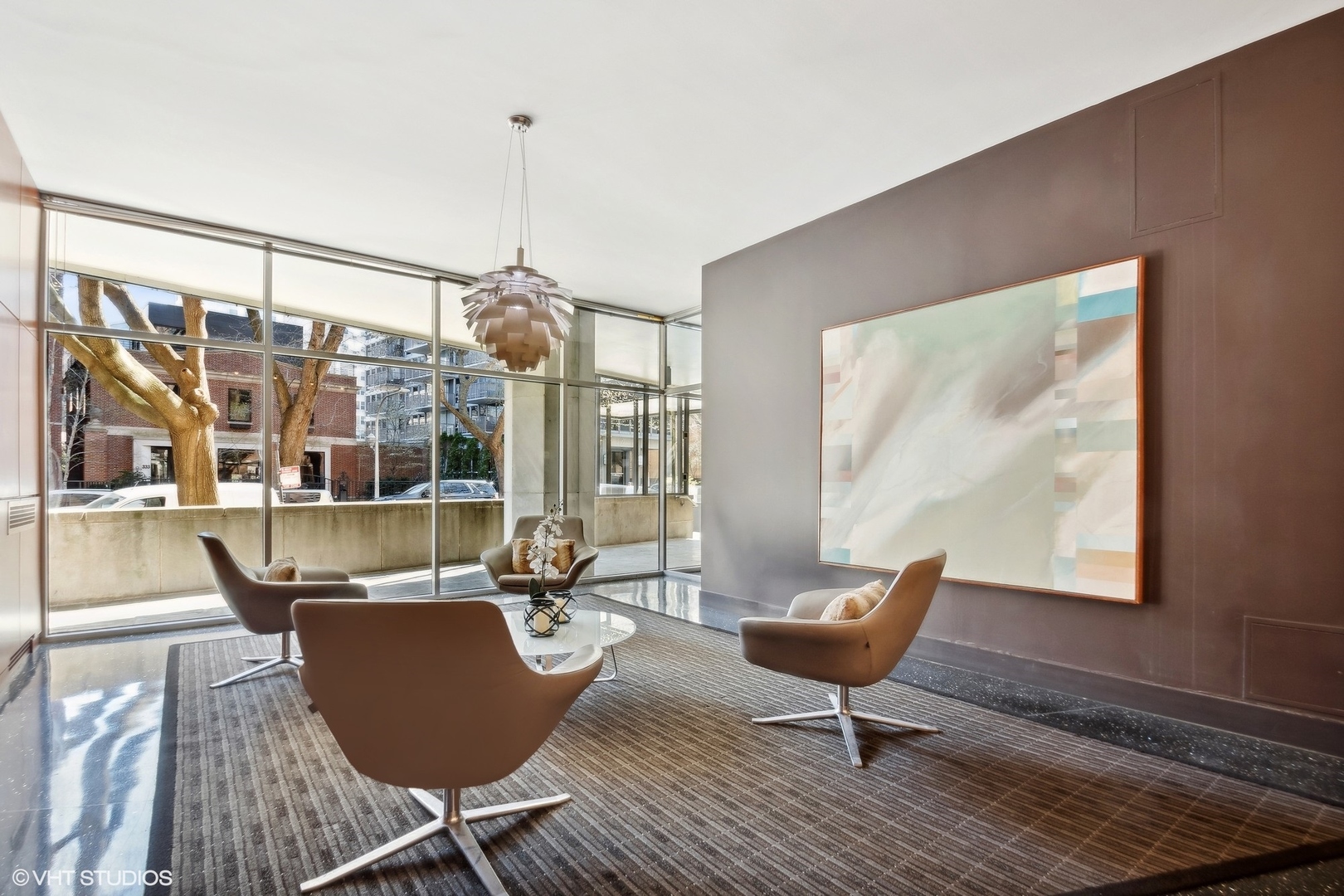 3100 N lake shore Drive Unit: 1113