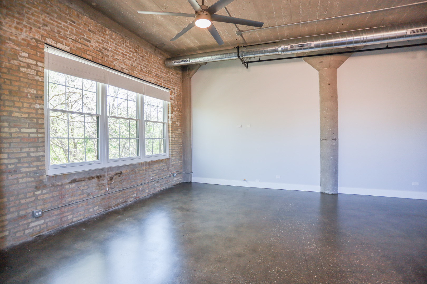 4046 N Hermitage Avenue Unit: 201