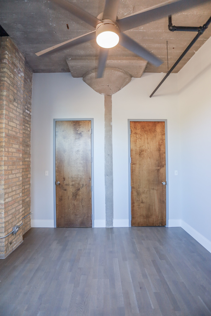 4046 N Hermitage Avenue Unit: 201