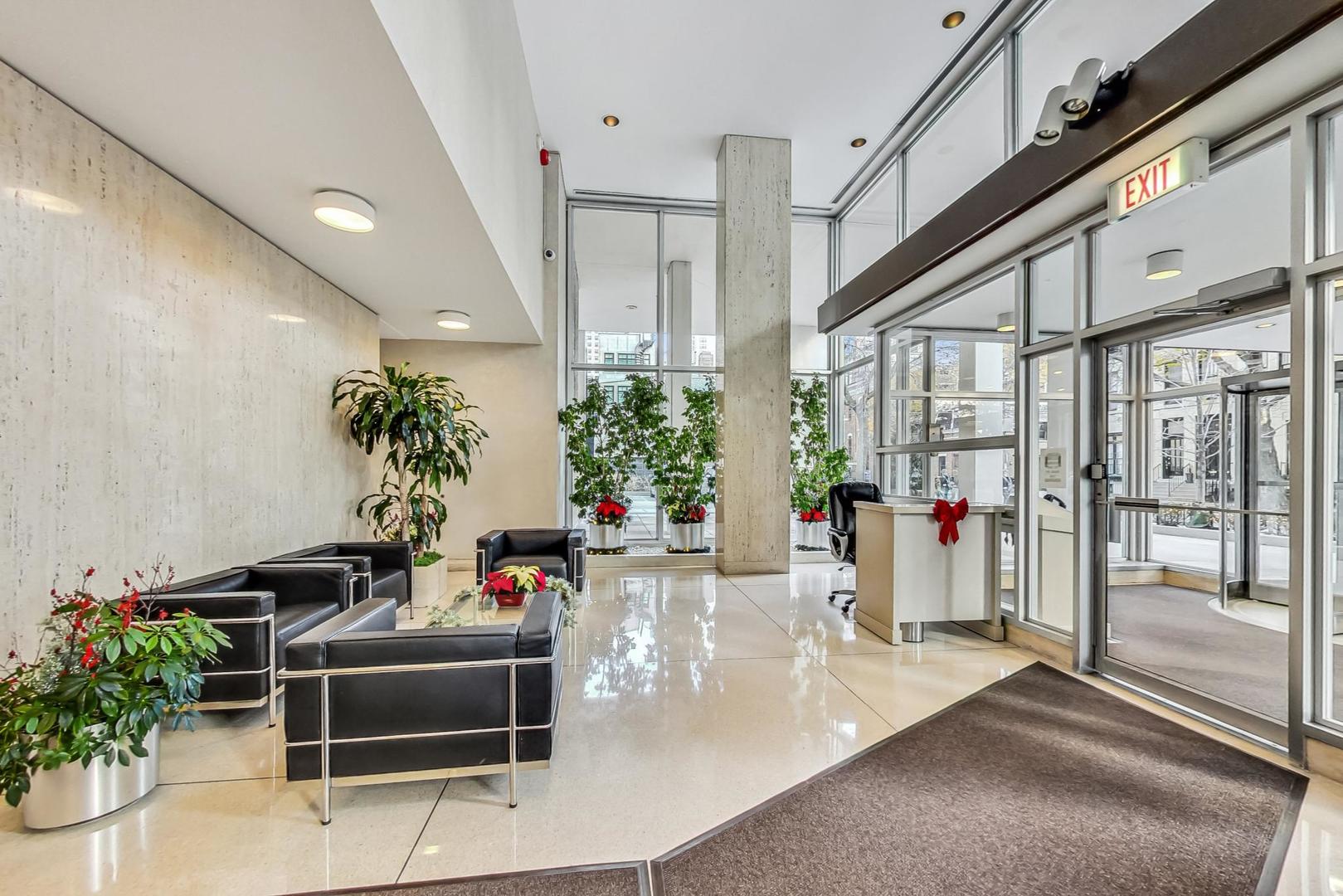 70 W Burton Place Unit: 2601