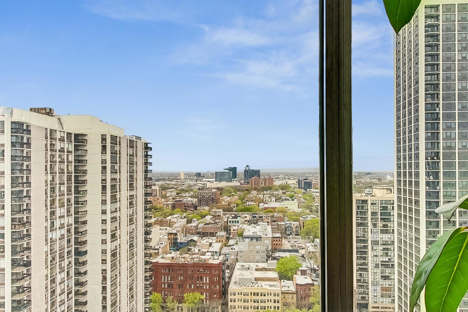 70 W Burton Place Unit: 2601