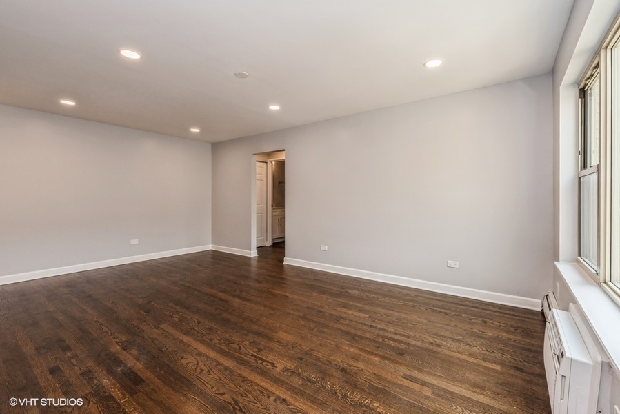 420 W Aldine Avenue Unit: 505