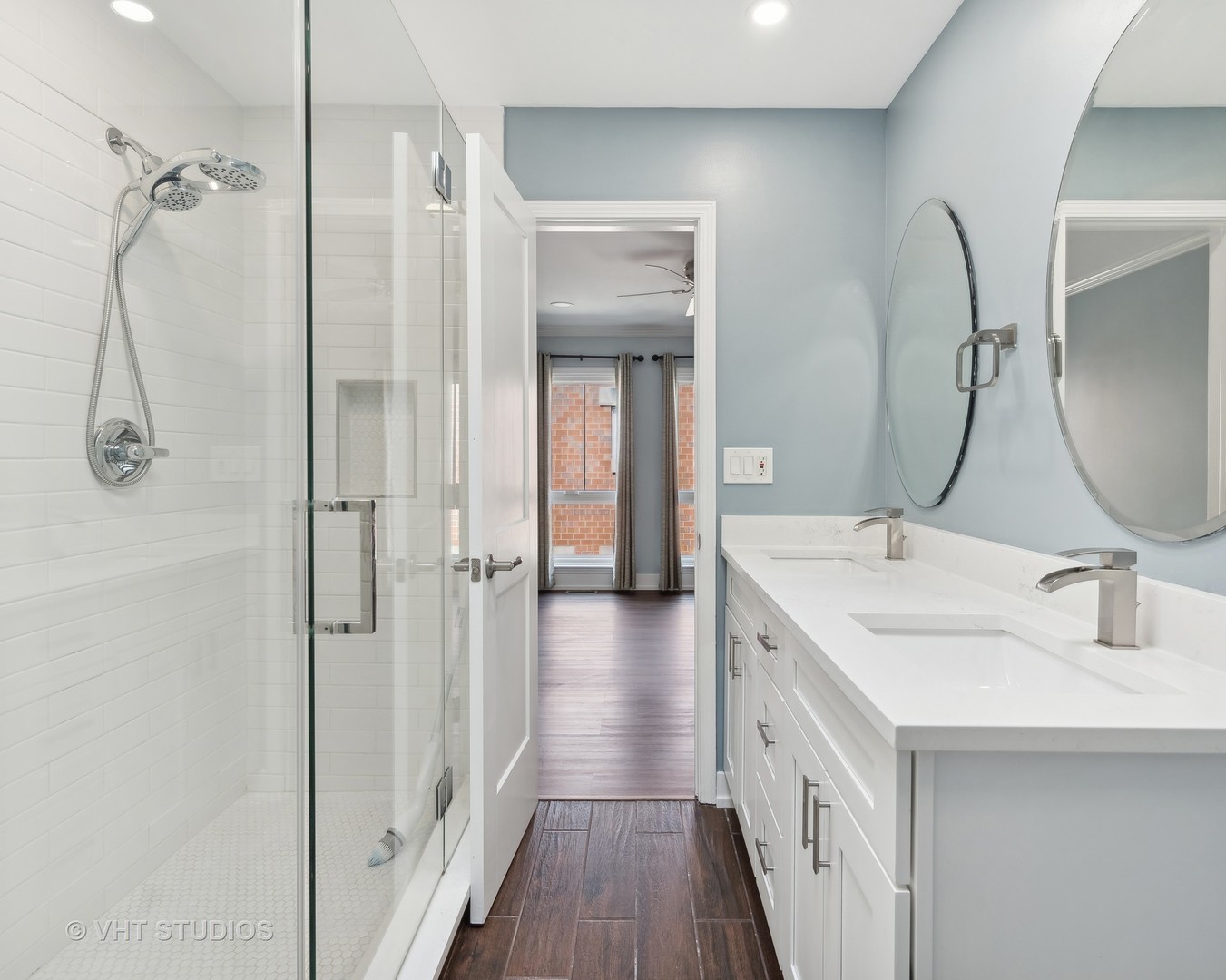 1135 W Newport Avenue Unit: D