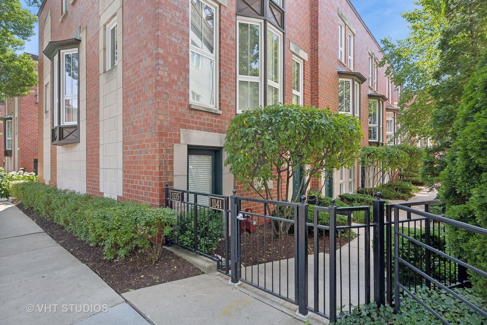 1135 W Newport Avenue Unit: D