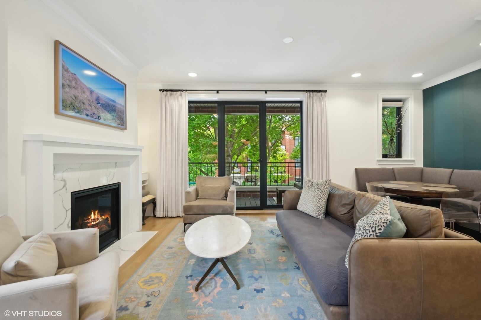 4930 N Damen Avenue Unit: 2