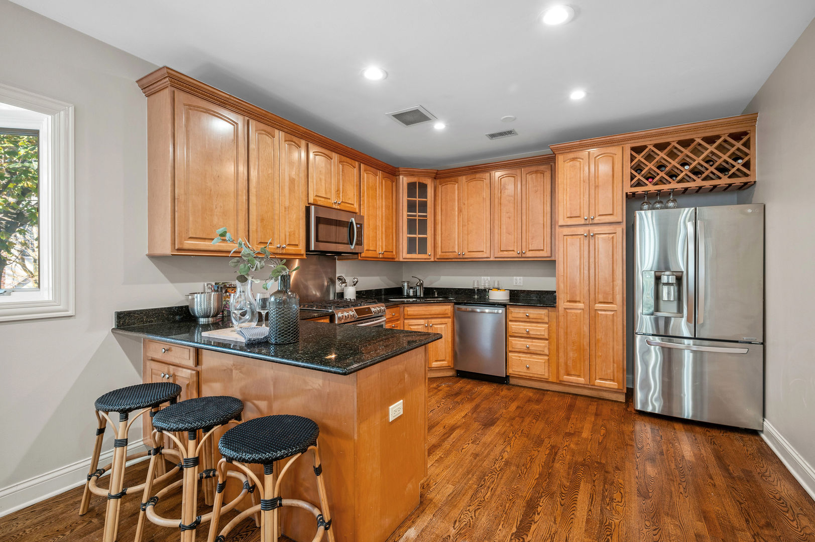 1456 W Wolfram Street Unit: 2