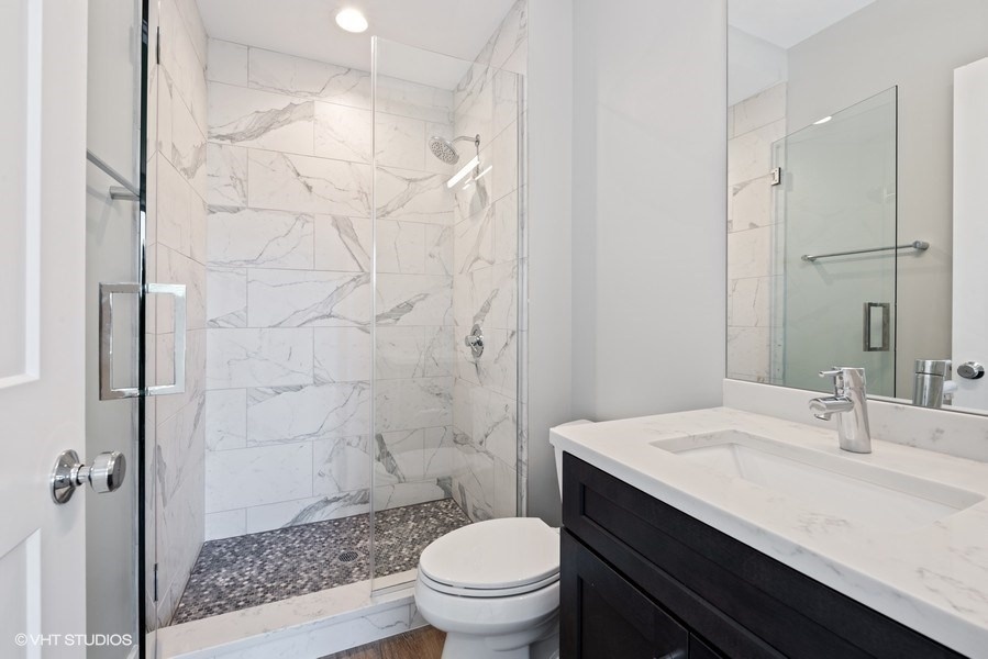 3720 N Ashland Avenue Unit: 304