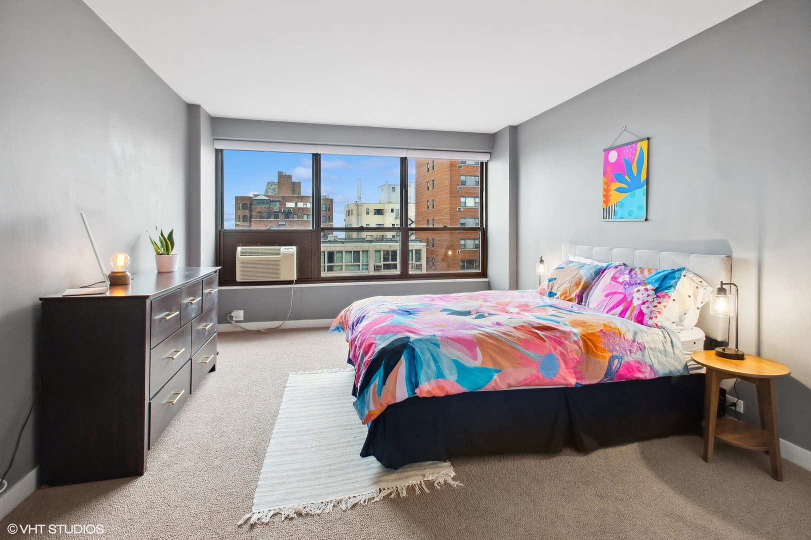 2930 N Sheridan Road Unit: 1511