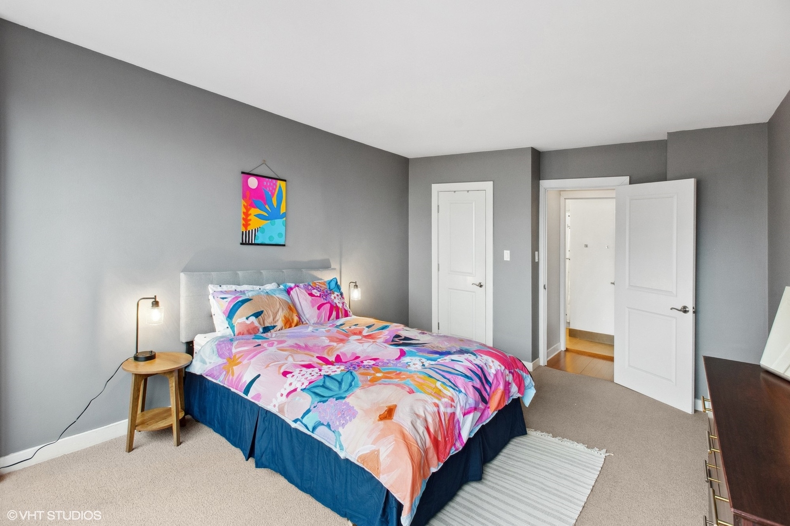 2930 N Sheridan Road Unit: 1511