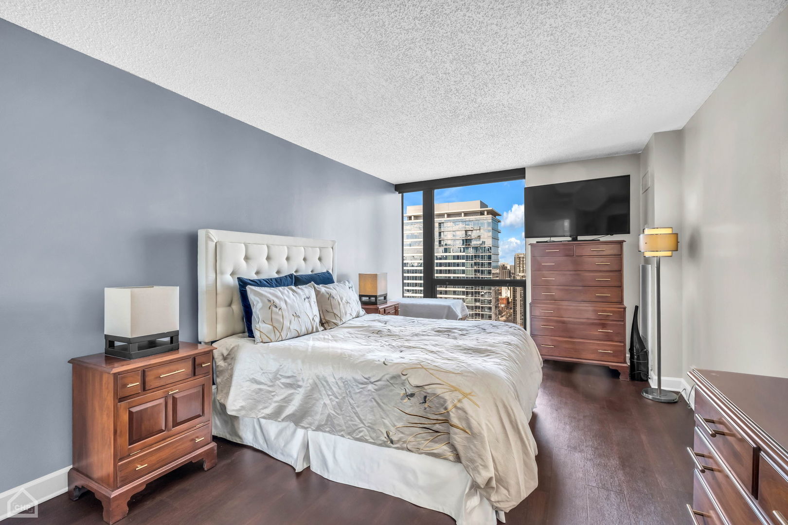 1122 N Clark Street Unit: 3606