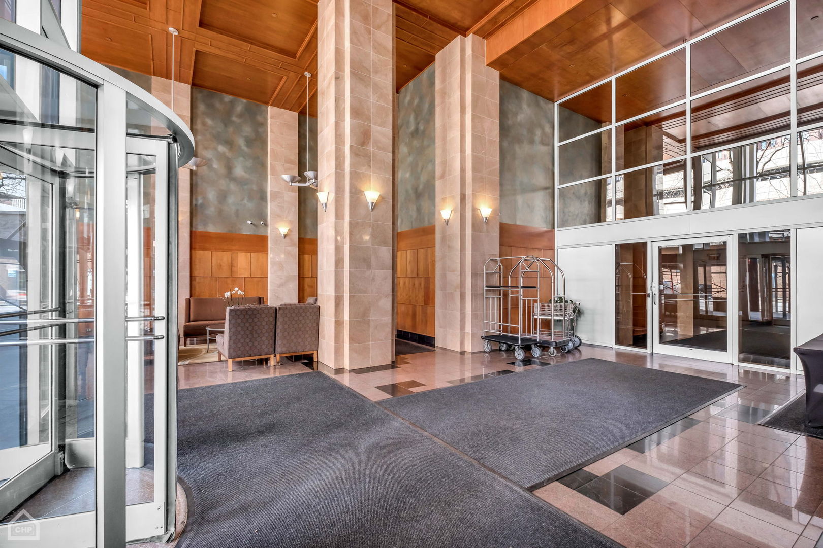 1122 N Clark Street Unit: 3606