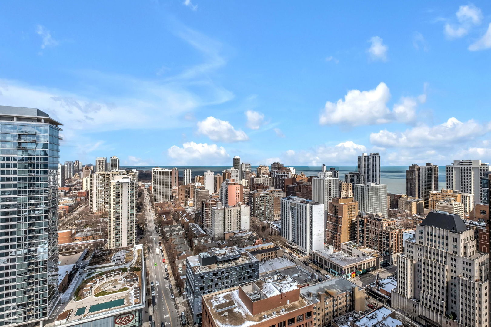 1122 N Clark Street Unit: 3606