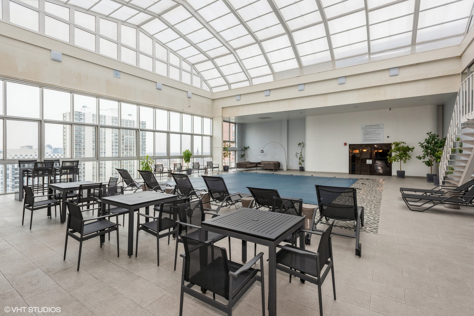 1221 N DEARBORN Street Unit: 607S