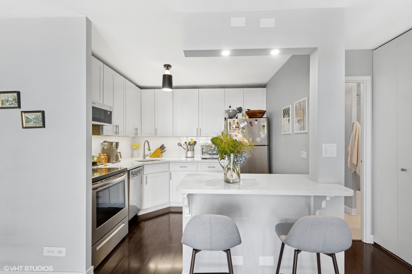 1636 N Wells Street Unit: 1107