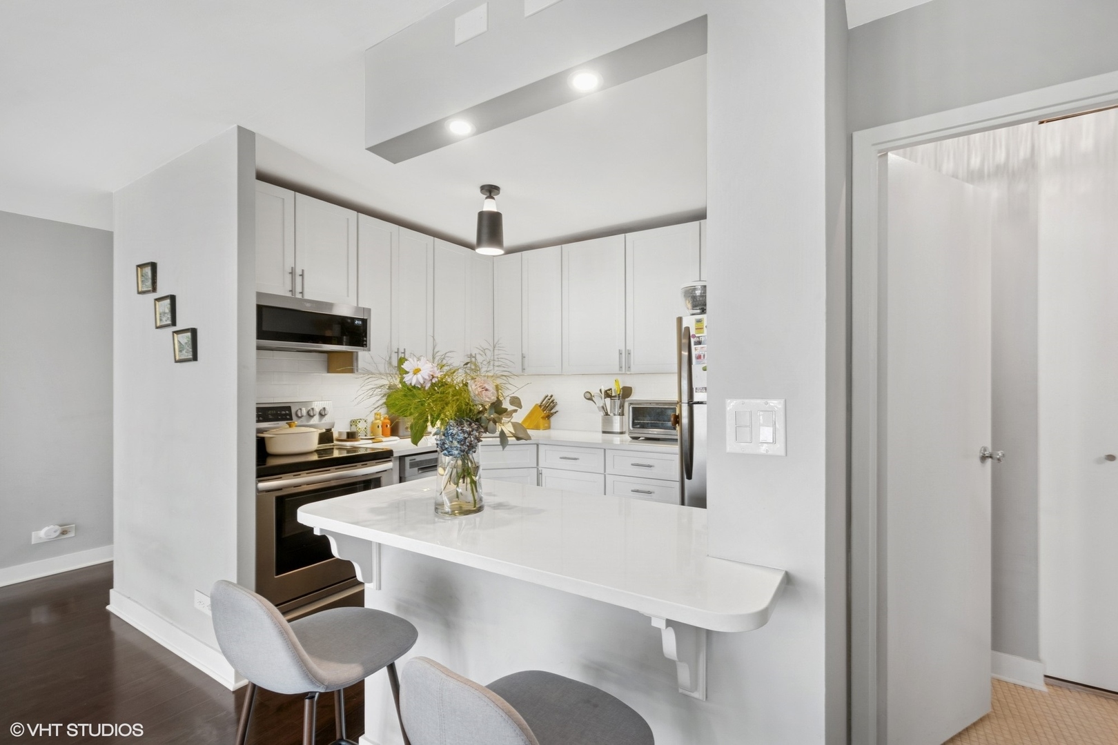 1636 N Wells Street Unit: 1107