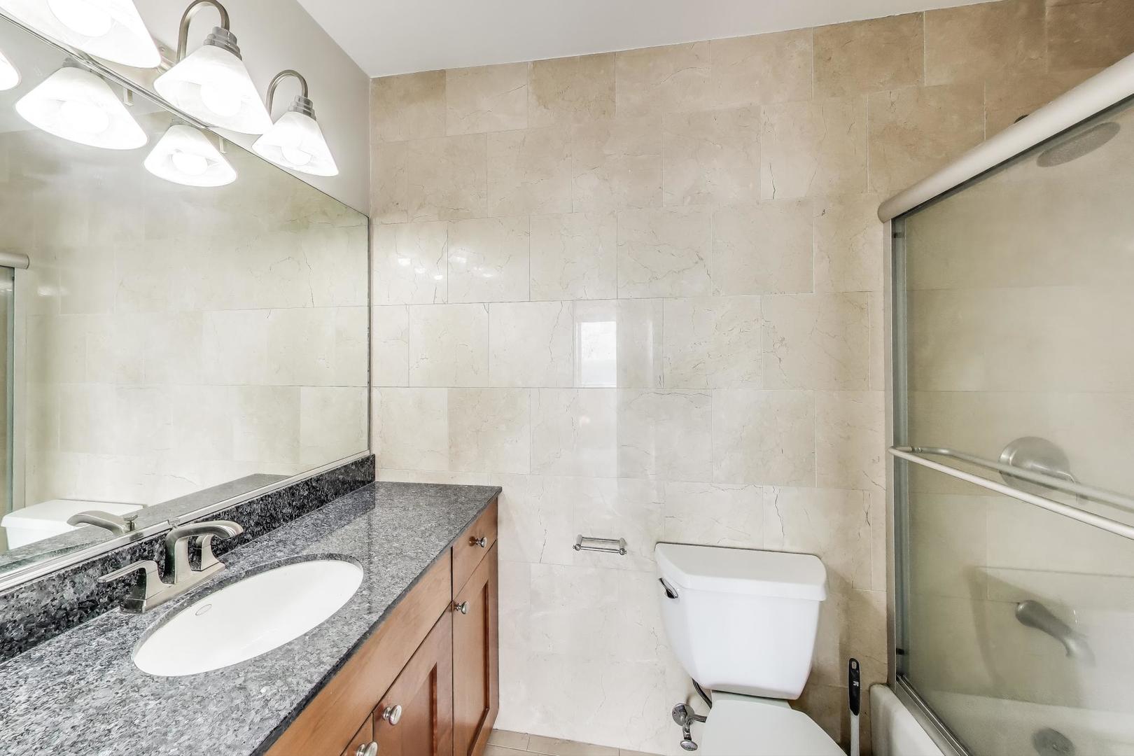 70 W Burton Place Unit: 2601