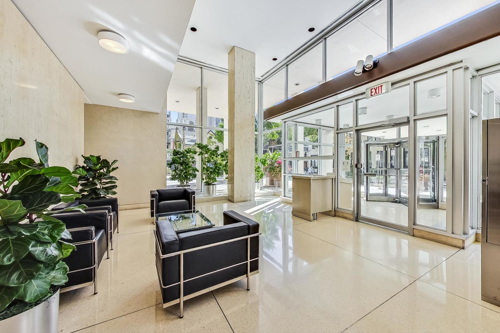 70 W Burton Place Unit: 2601