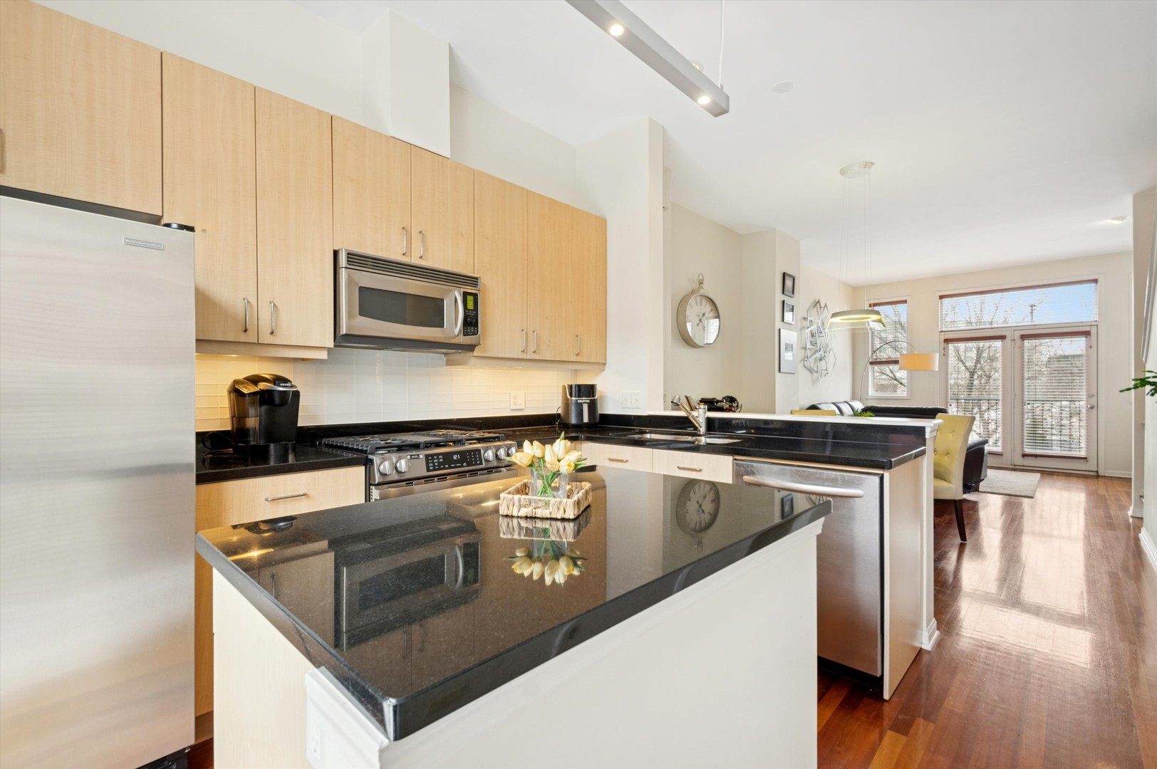 1219 N Sedgwick Street